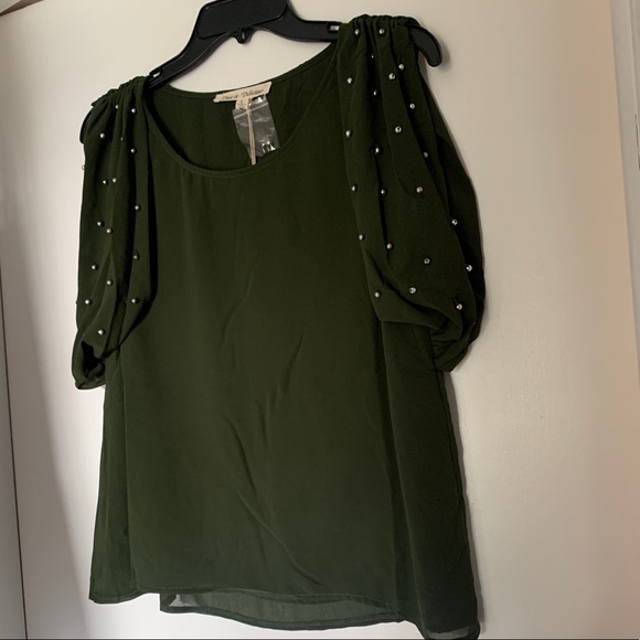 Hot & Delicious Tops - 🌲✨New!Satin Blouse Size Large ✨🌲